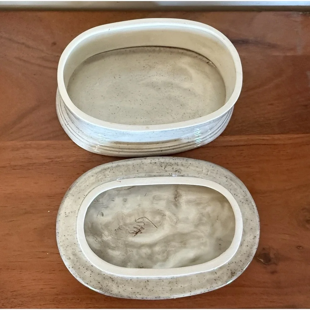 VTG Hershey Mold Trinket Box Jewelry Oval‎ Pioneers Log Cabin Ceramic 3D Signed